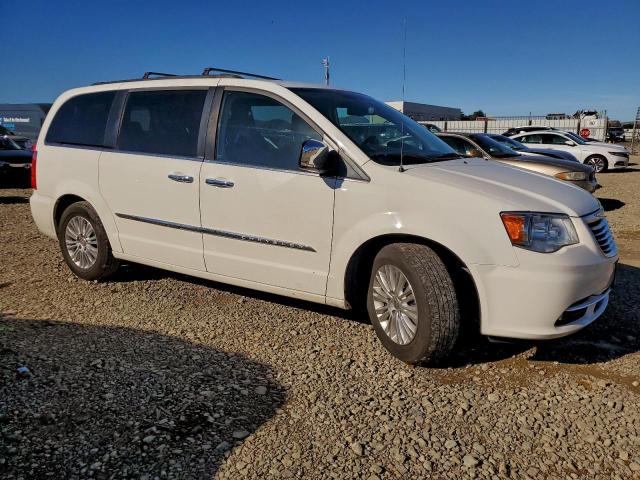 Chrysler Minivan Touring L Image 2