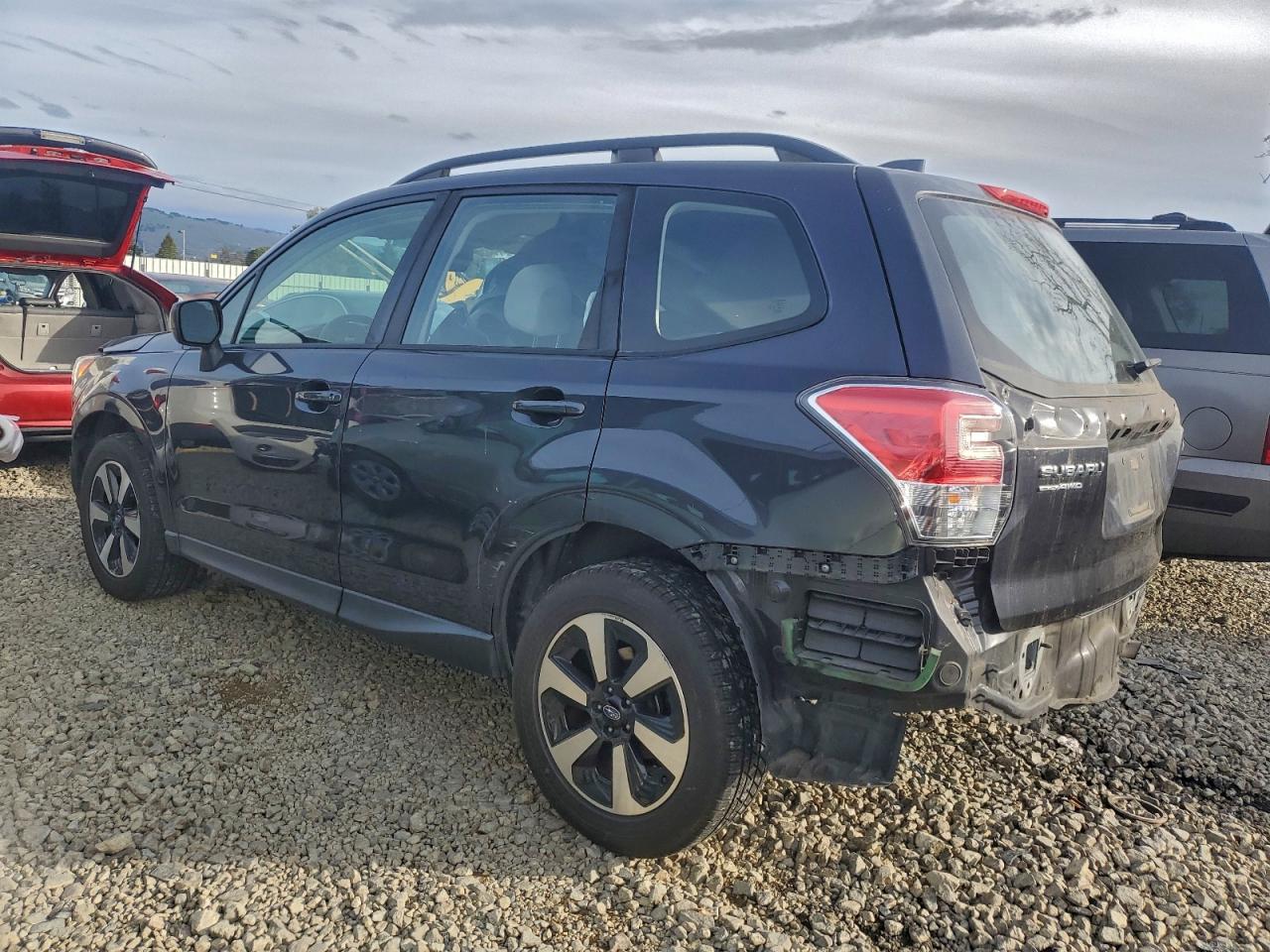 Subaru Forester 2.5i Image 6