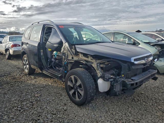 Subaru Forester 2.5i Image 8