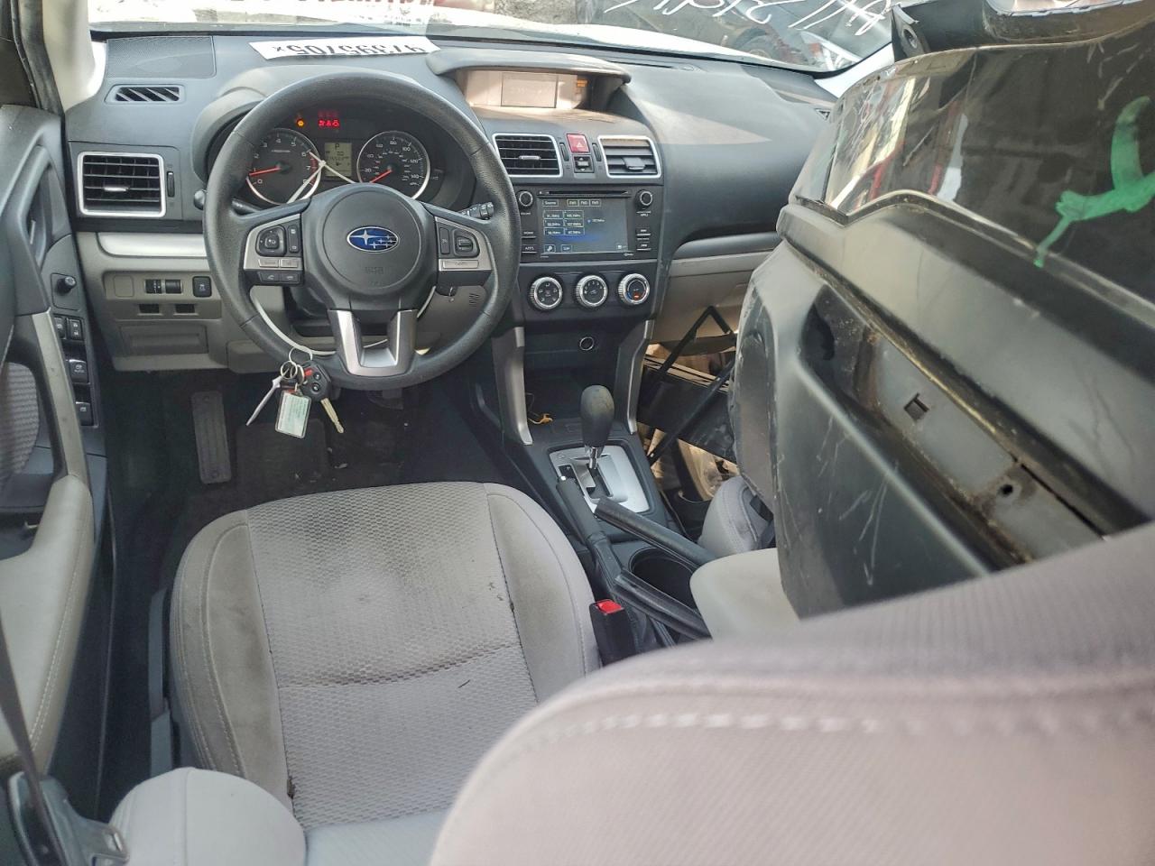Subaru Forester 2.5i Image 4