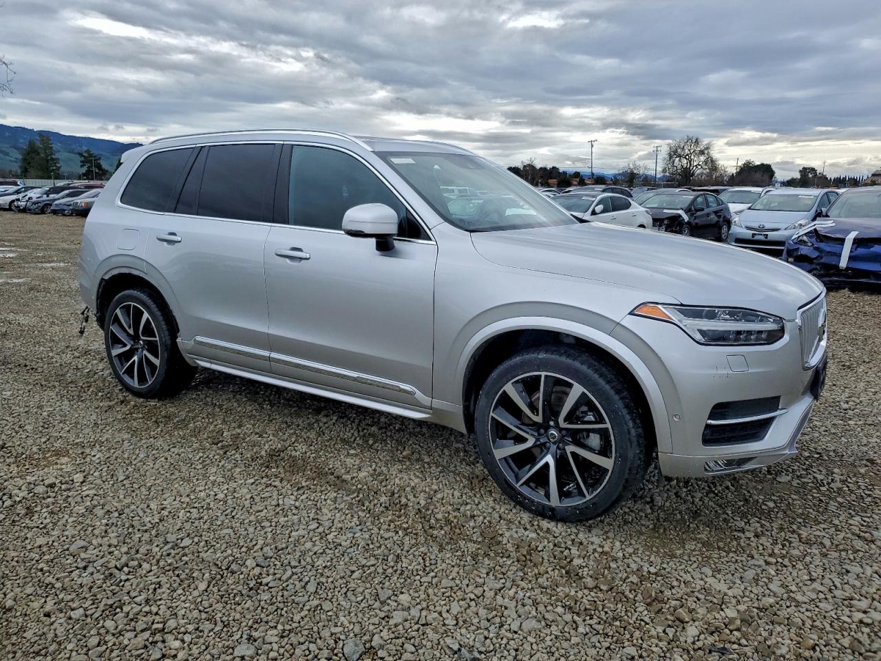 Volvo XC90 T6 Image 2