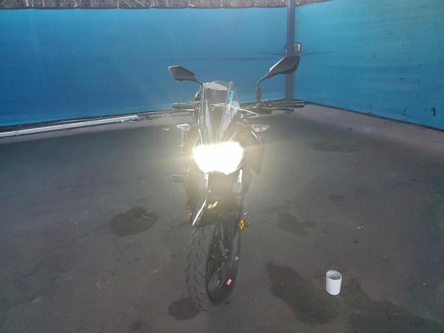 Kawasaki Er400 D D Image 5