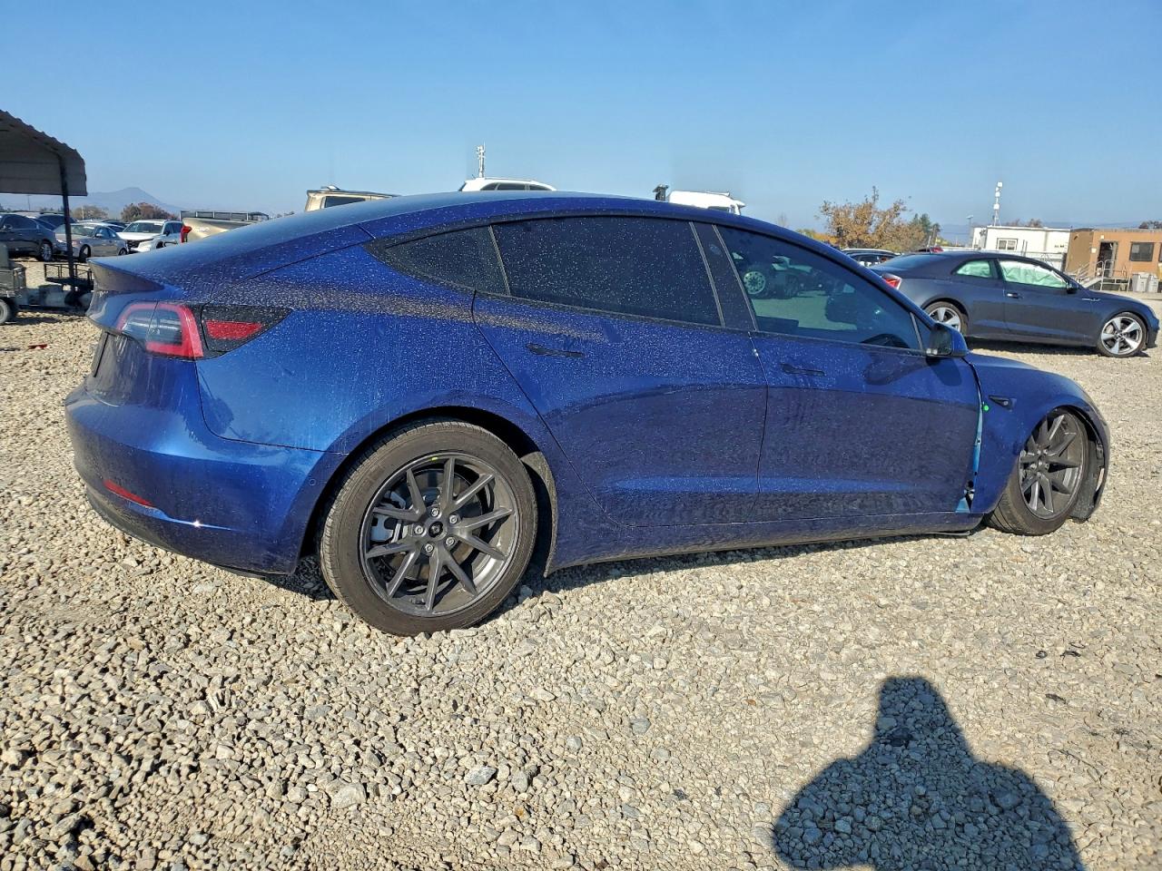 Tesla Model 3 Image 7
