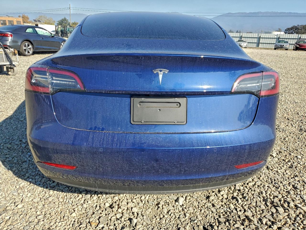 Tesla Model 3 Image 13
