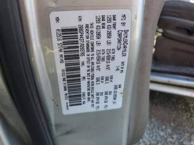 Dodge Caravan Sport Image 11